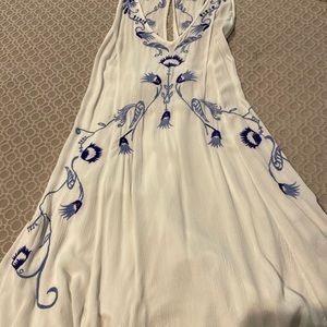 Free People Woman’s Coverup Dress. Size SP. white /blues